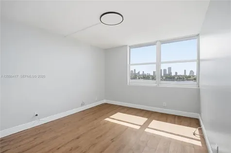 16570 NE 26th Avenue North Miami Beach FL 33160