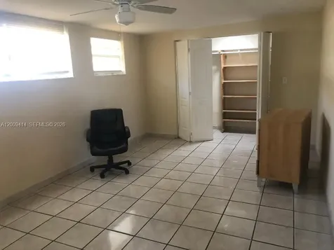 3321 SW 91st Avenue Miami FL 33165