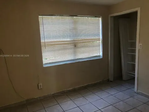 3321 SW 91st Avenue Miami FL 33165