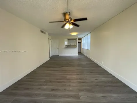 9471 Evergreen Place Davie FL 33324