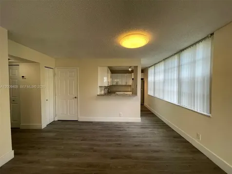 9471 Evergreen Place Davie FL 33324