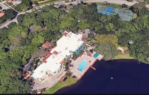 9471 Evergreen Place Davie FL 33324