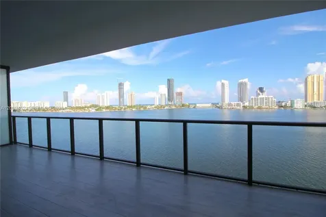 5000 Island Estates Drive Aventura FL 33160