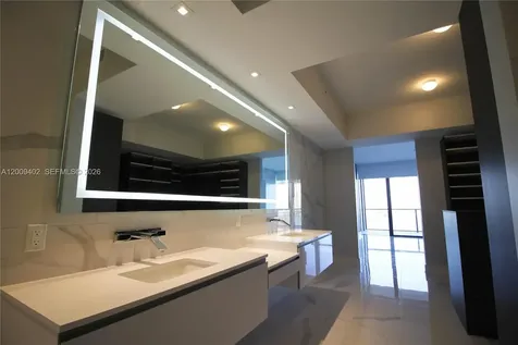 5000 Island Estates Drive Aventura FL 33160