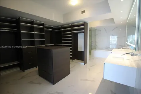 5000 Island Estates Drive Aventura FL 33160