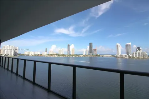 5000 Island Estates Drive Aventura FL 33160