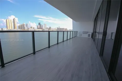 5000 Island Estates Drive Aventura FL 33160