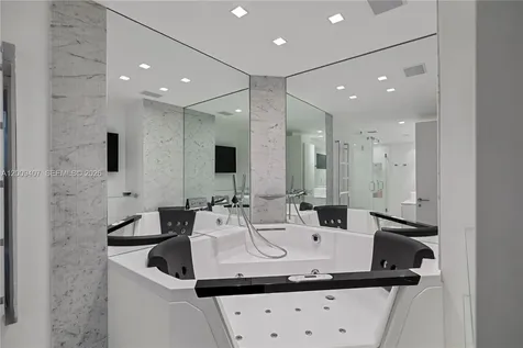 10155 Collins Avenue Bal Harbour FL 33154
