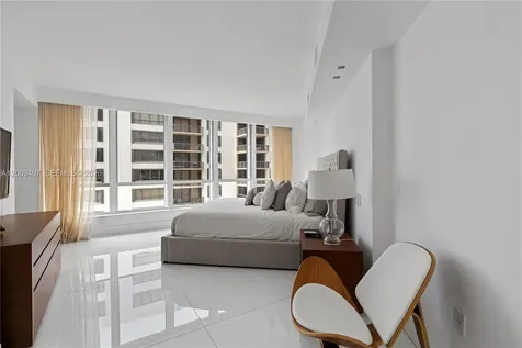 10155 Collins Avenue Bal Harbour FL 33154