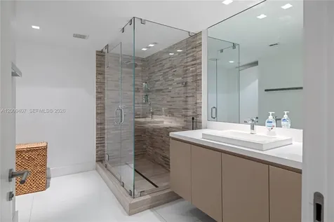 10155 Collins Avenue Bal Harbour FL 33154