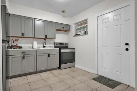 2113 NW 93rd Street Miami FL 33147