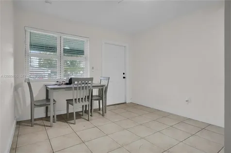 2113 NW 93rd Street Miami FL 33147