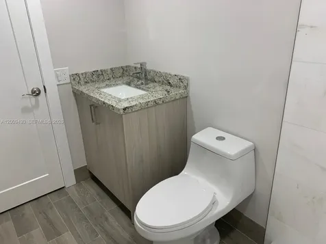 8425 NW 8th Street Miami FL 33126