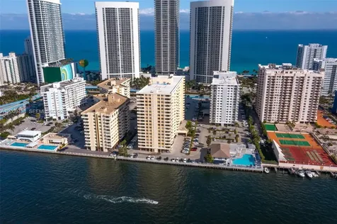 1833 S Ocean Drive Hallandale Beach FL 33009