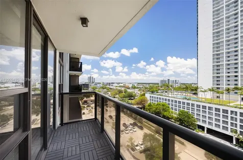 600 NE 36th Street Miami FL 33137