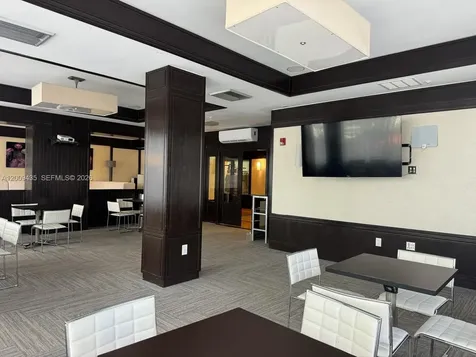 600 NE 36th Street Miami FL 33137
