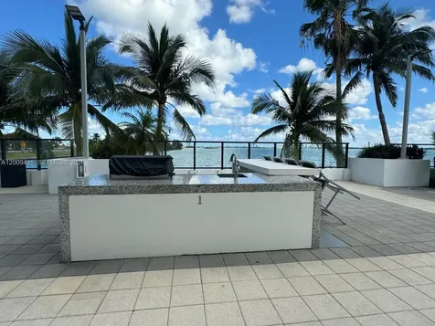 600 NE 36th Street Miami FL 33137