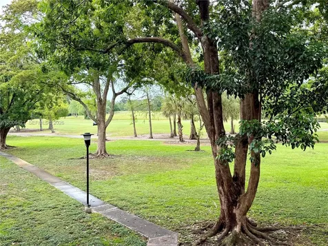 8301 Sands Point Boulevard Tamarac FL 33321
