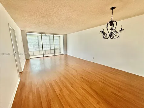 8301 Sands Point Boulevard Tamarac FL 33321