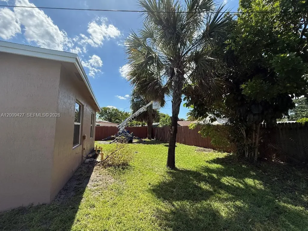 2713 NW 6th Street Pompano Beach FL 33069