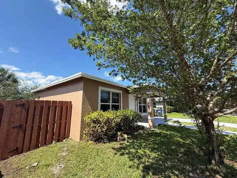 2713 NW 6th Street Pompano Beach FL 33069