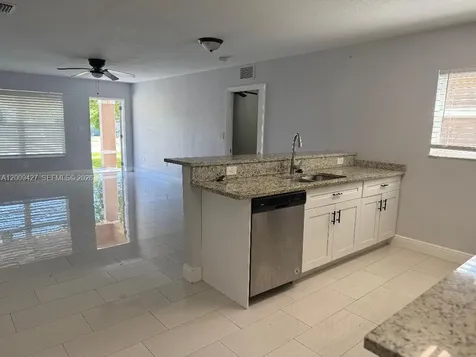 2713 NW 6th Street Pompano Beach FL 33069