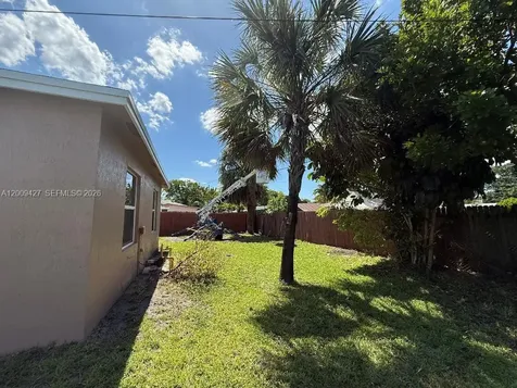 2713 NW 6th Street Pompano Beach FL 33069