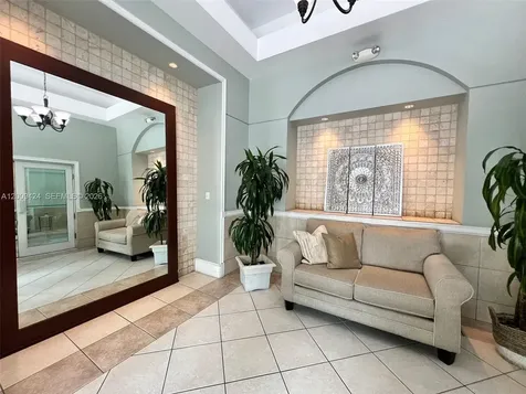 50 Menores Avenue Coral Gables FL 33134