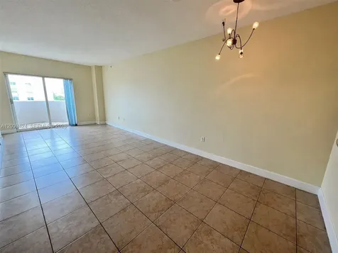50 Menores Avenue Coral Gables FL 33134