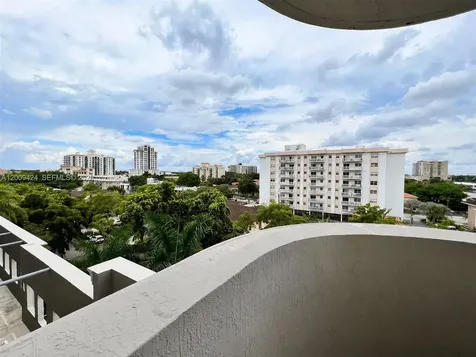 50 Menores Avenue Coral Gables FL 33134