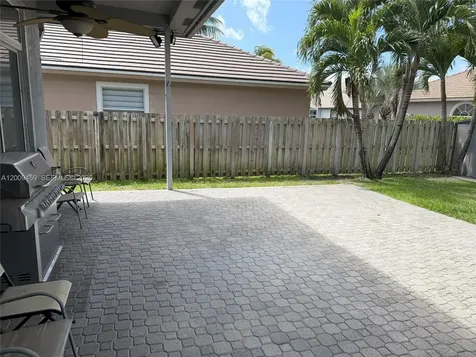2242 NW 129th Avenue Pembroke Pines FL 33028
