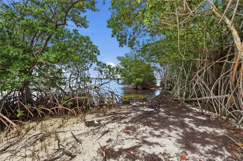 18200 49 Terrace N Jupiter FL 33458