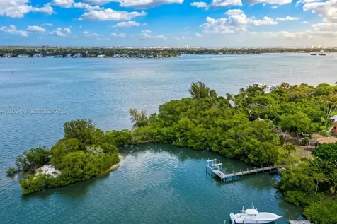 18200 49 Terrace N Jupiter FL 33458