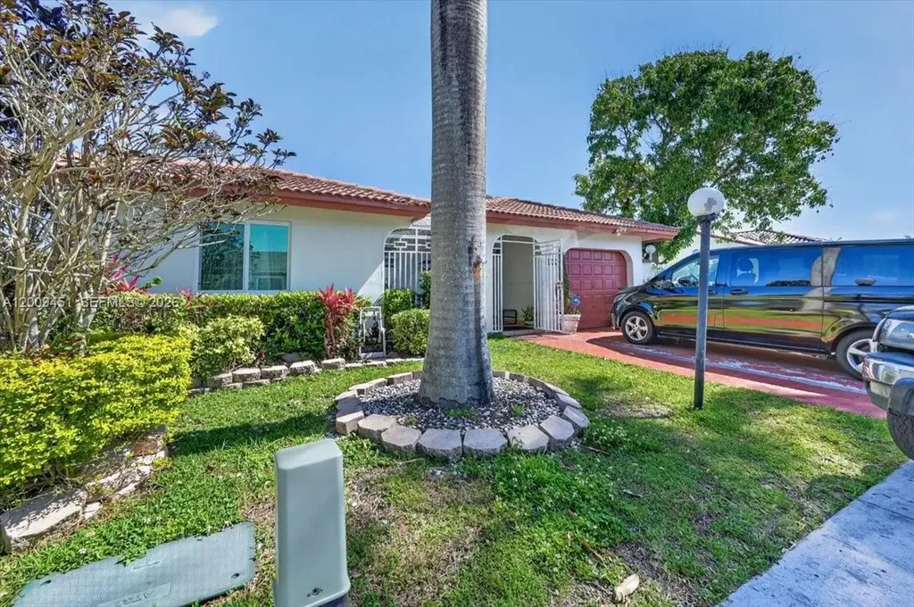 14313 SW 100th Lane Miami FL 33186