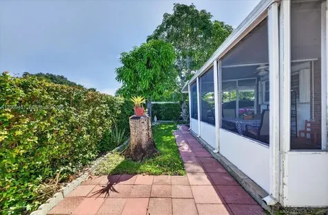 14313 SW 100th Lane Miami FL 33186