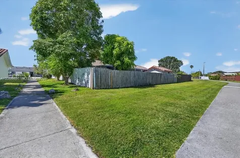 14313 SW 100th Lane Miami FL 33186
