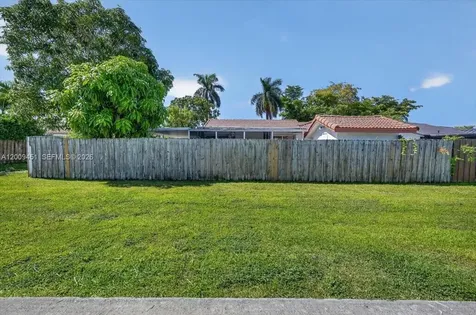 14313 SW 100th Lane Miami FL 33186