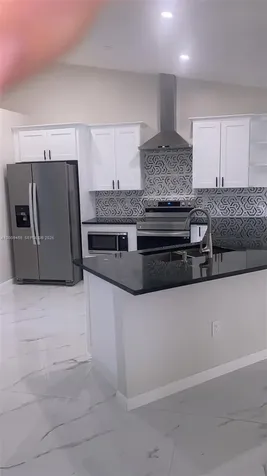 1198 SW Ingrassina Avenue Port St. Lucie FL 34953