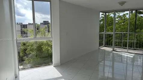 6995 NW 186th Street Hialeah FL 33015
