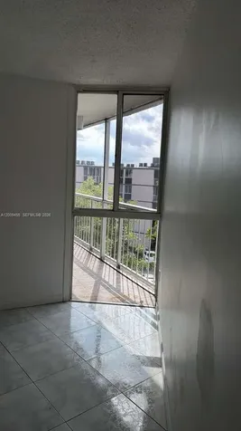 6995 NW 186th Street Hialeah FL 33015