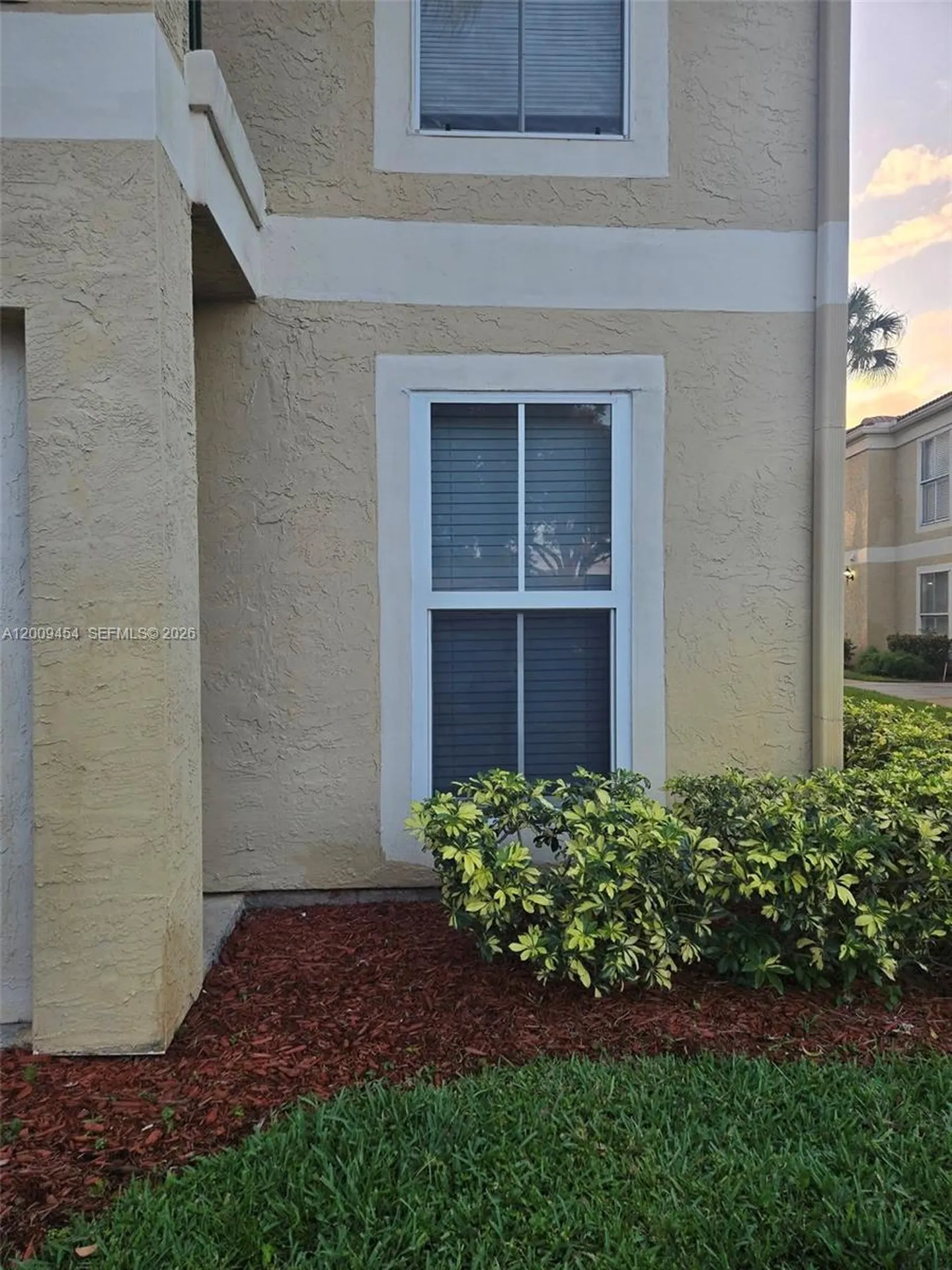 733 Riverside Drive Coral Springs FL 33071