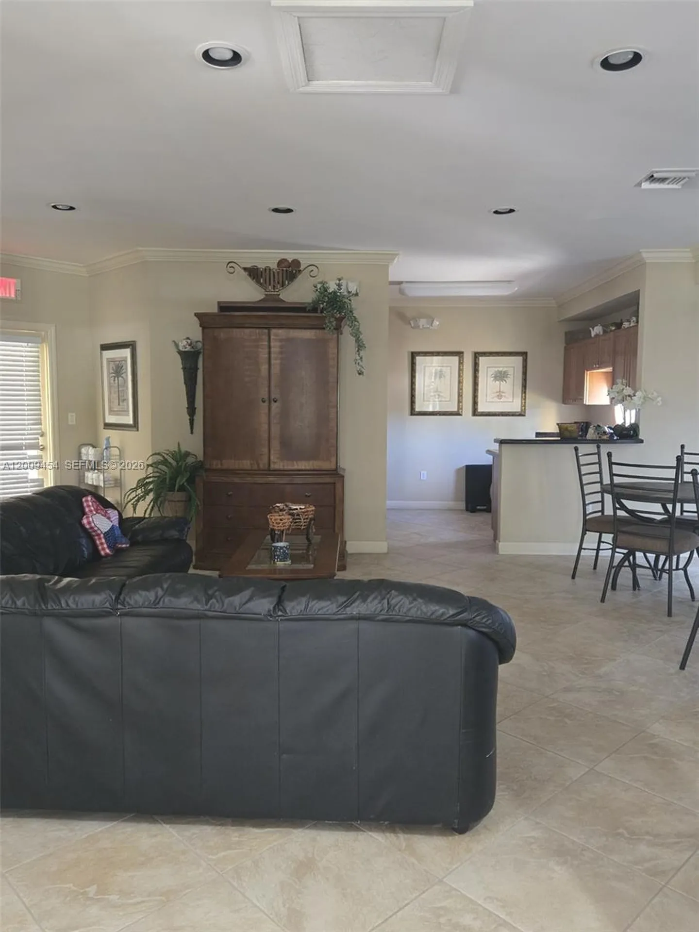 733 Riverside Drive Coral Springs FL 33071