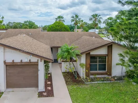 6125 Elsinore Circle Green Acres FL 33463