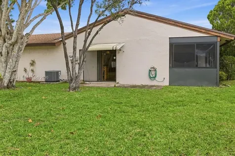 6125 Elsinore Circle Green Acres FL 33463