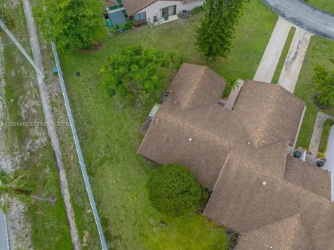 6125 Elsinore Circle Green Acres FL 33463