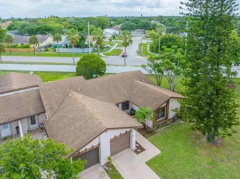 6125 Elsinore Circle Green Acres FL 33463