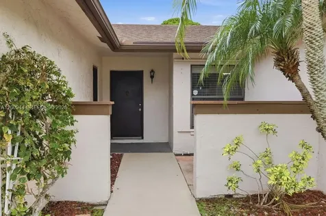 6125 Elsinore Circle Green Acres FL 33463