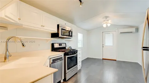 1101 Mastic Street Islamorada FL 33036