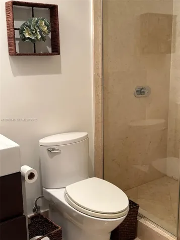 5875 Collins Avenue Miami Beach FL 33140
