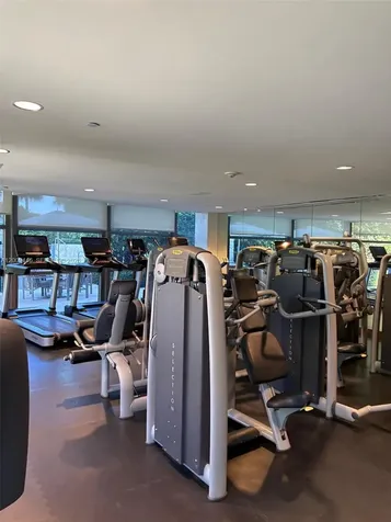5875 Collins Avenue Miami Beach FL 33140